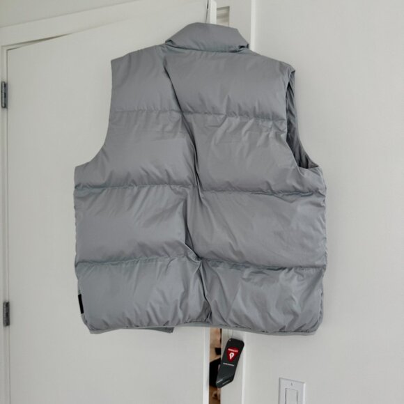 Brooklyn Nets City Edition Men's Nike NBA Puffer Vest - Picture 4 of 6